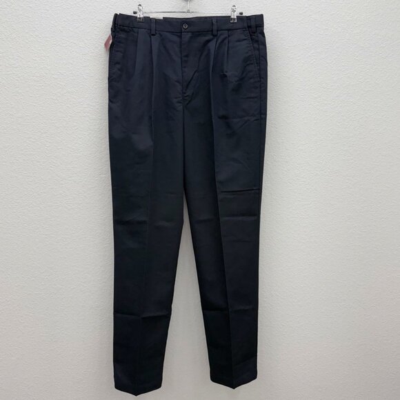 Dockers Other - Dockers Pleated Custom Classic Fit Business Casual Pants Mens size 38x36 NEW